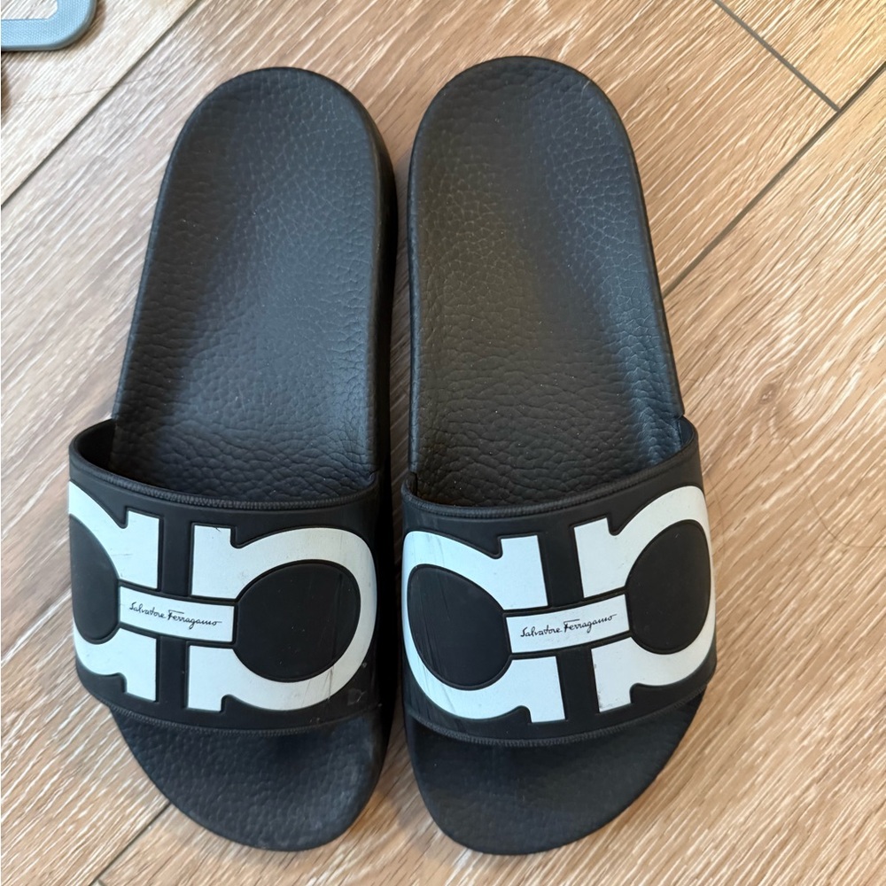 Salvatore Ferragamo Black and White Slides - Picture 1 of 3